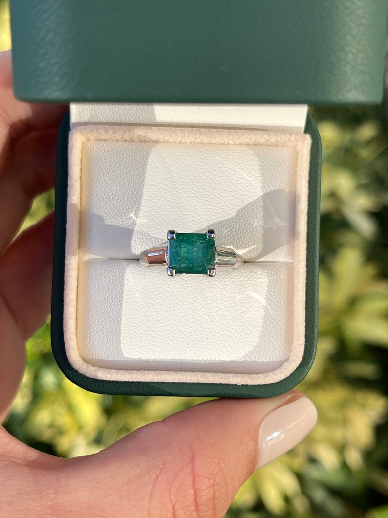 White Gold Emerald Solitaire Ring
