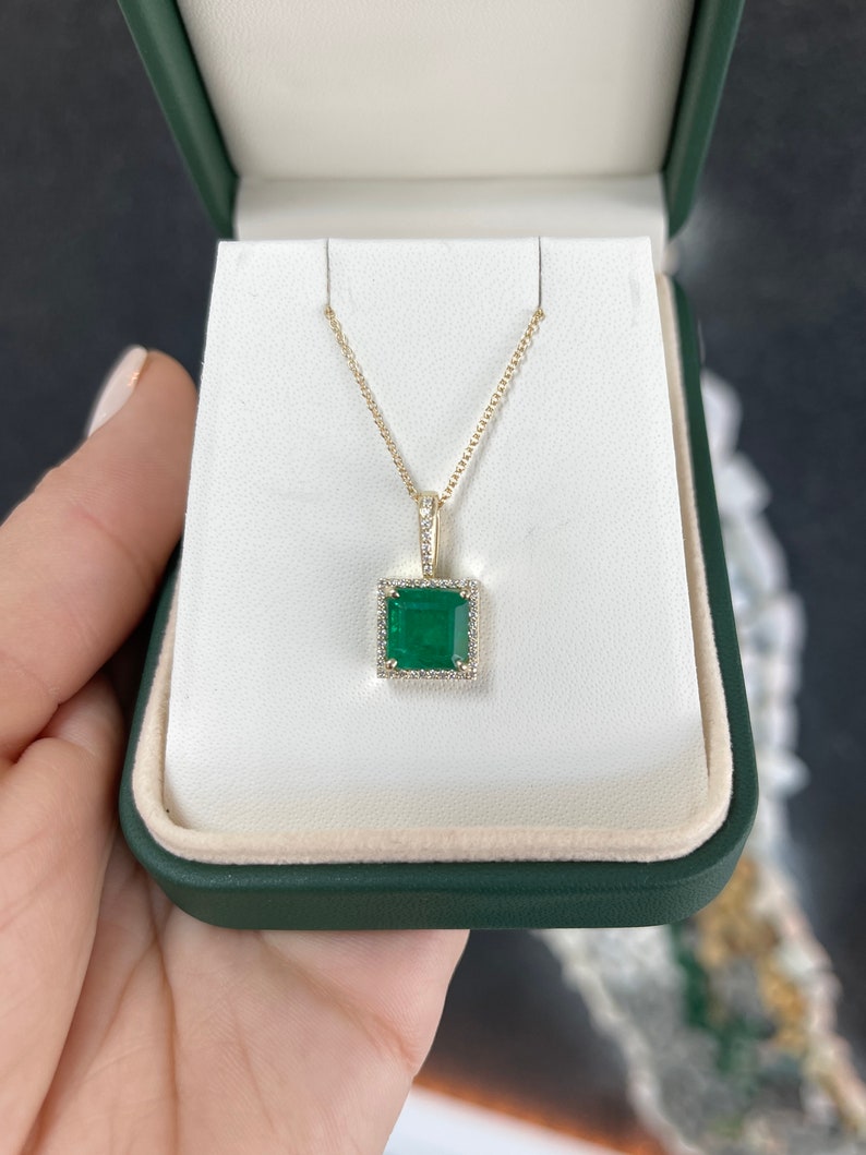 Deep Green Princess Cut Diamond Necklace