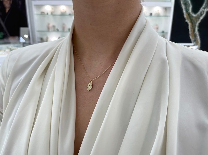 0.07-Carats 14K Gold Natural Real Emerald Jewish Muslim Religious Hamsa Pendant Necklace
