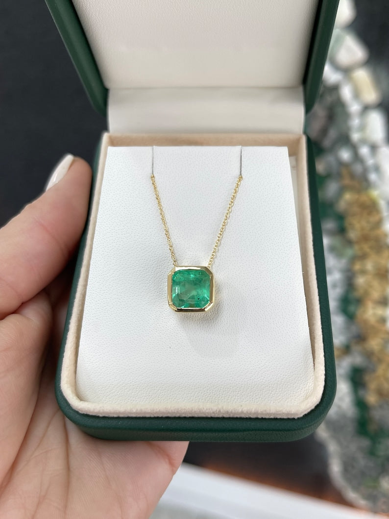 Natural Colombian Emerald Necklace 