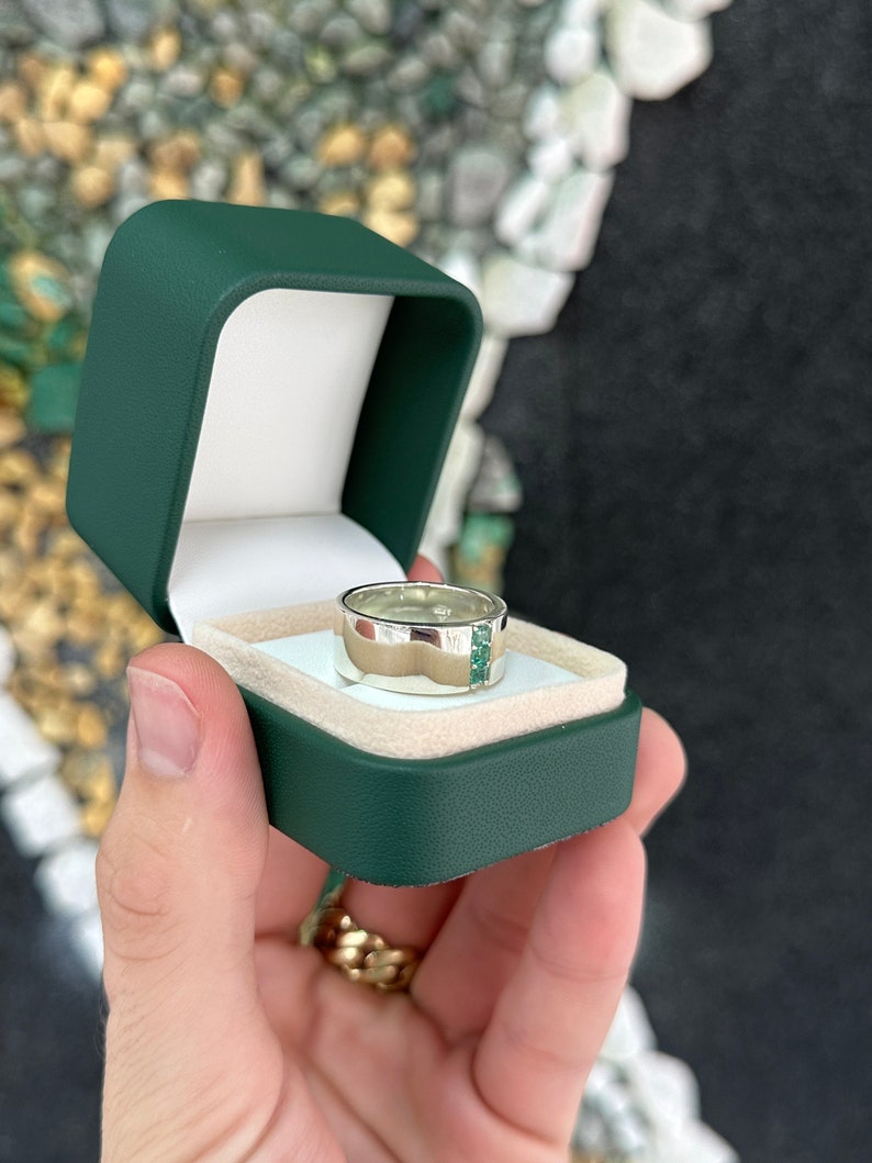 0.35tcw .925 Men's Silver 3 Stone Natural Medium Dark Green Unisex Emerald Middle Finger Ring SS