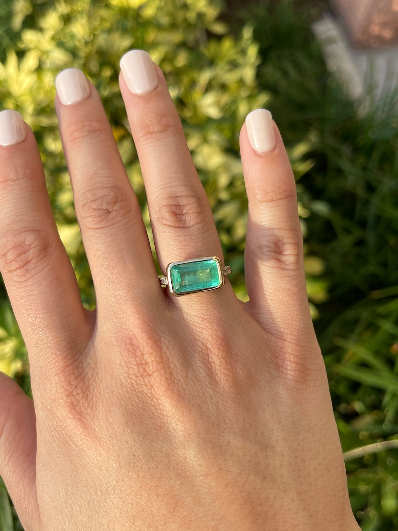 5.97tcw 14K Gold East-West Horizontal Bezel Emerald Cut & Diamond Accent Ring - JR Colombian Emeralds