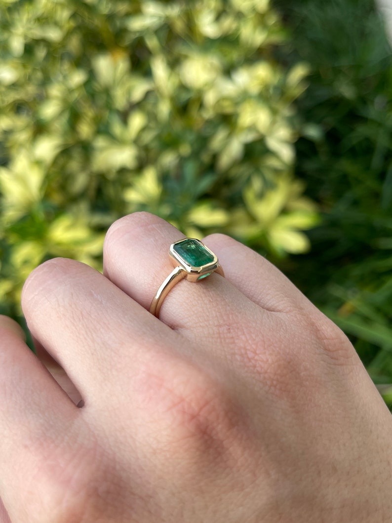 1.90 Carat Gold Classic Bezel Set Emerald Solitaire Ring 14K - JR Colombian Emeralds