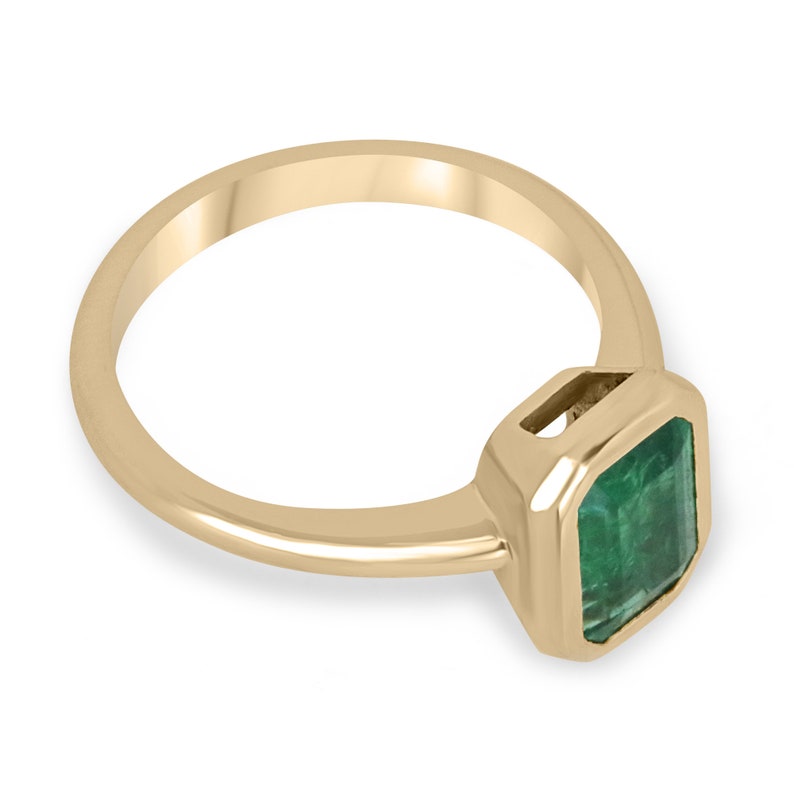  Classic Emerald Solitaire Ring