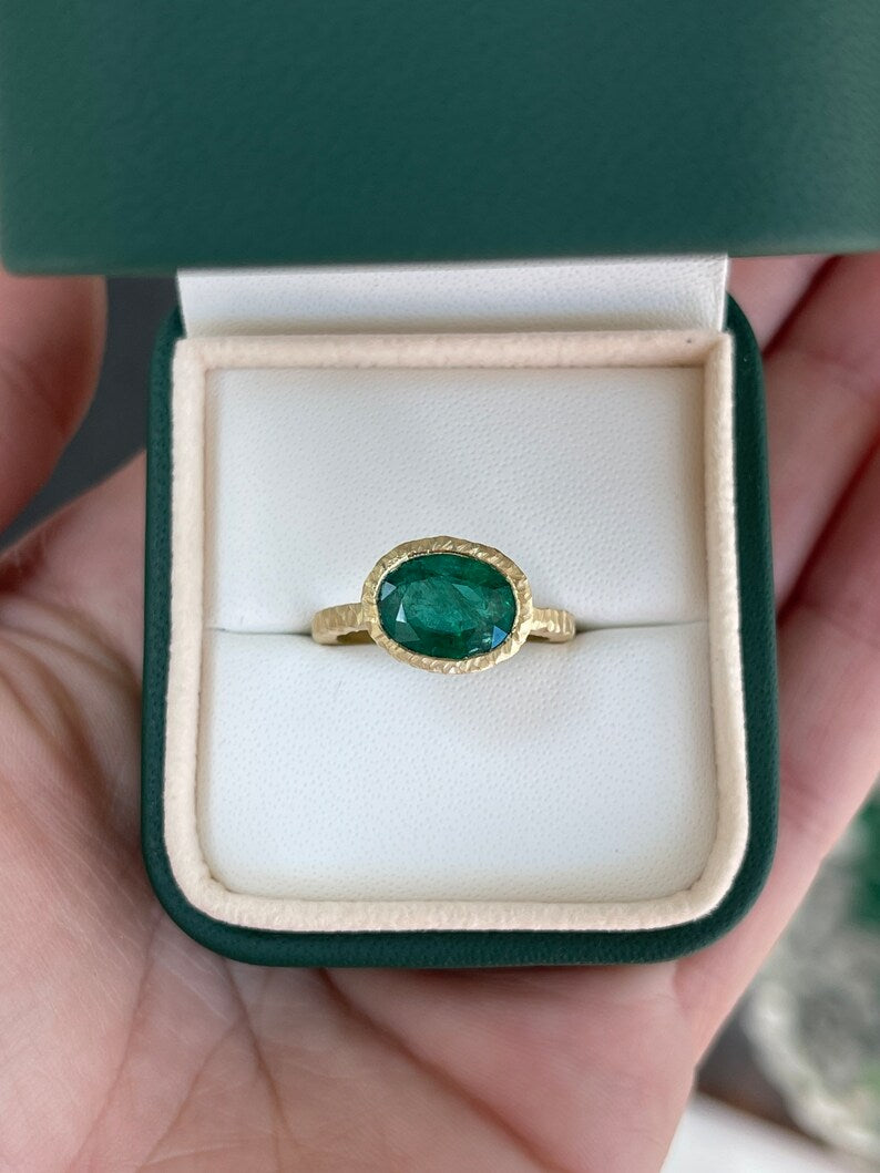 2.60ct 18K AAA Fine Quality Rich Dark Green Oval Cut Ring