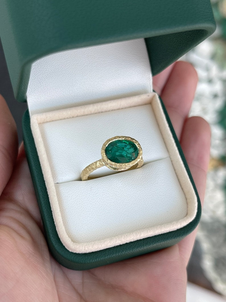 Rich Dark Green Emerald Gold Ring
