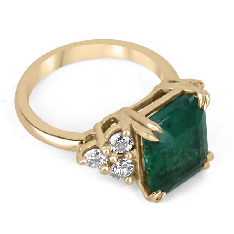 5.22tcw Freckled Emerald Ring