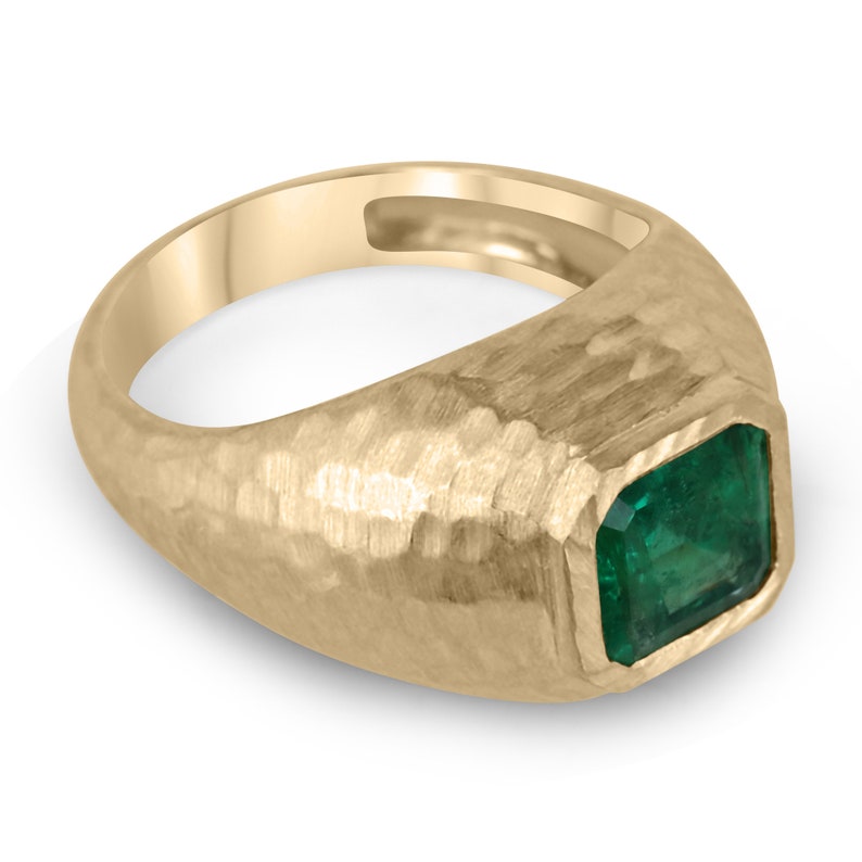Lush Dark Green Emerald Ring