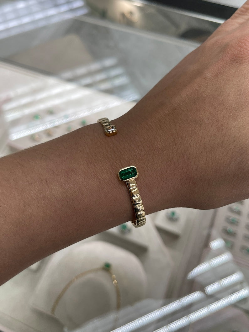 1.80tcw 18K Gold Rich Dark Green Fine Quality Emerald & Diamond Cuff Accent Bangle Bracelets