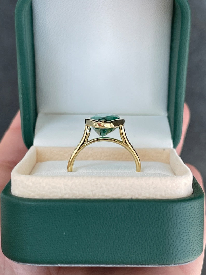 5.05ct 18K Gold Large Natural Pear Cut Dark Forest Green Emerald Right Hand Ring