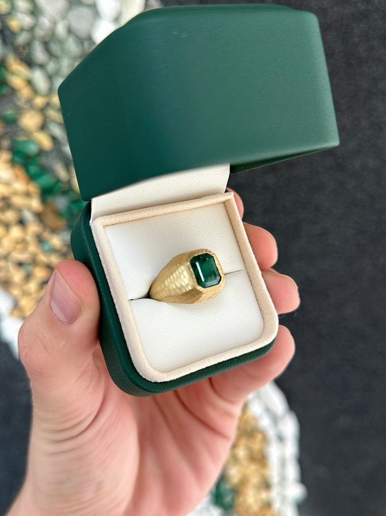 4.20ct 18K Gold Deep Forest Dark Green Men's Solitaire Emerald Matte Hammered Finish Ring - JR Colombian Emeralds