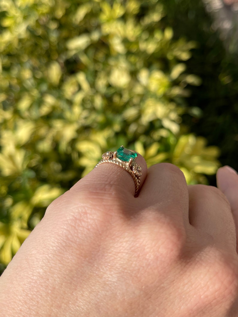 2.20ct 14K Gold Deep Vivid Green Vintage Inspired Emerald 4 Prong Asscher Cut Solitaire Ring - JR Colombian Emeralds