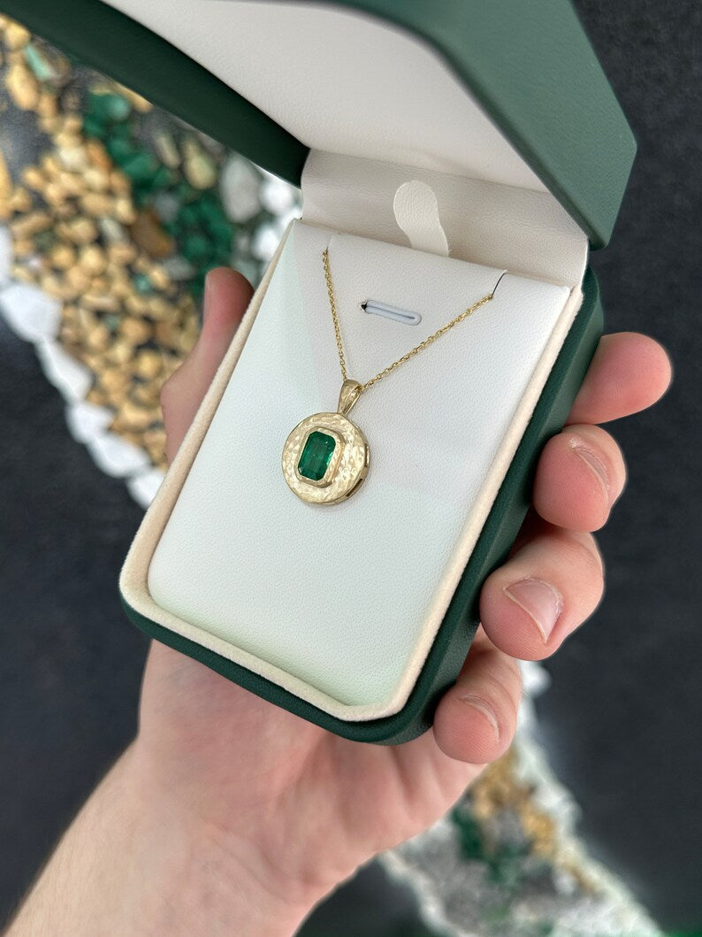 4.45ct 14K Gold Lust Vibrant Green Natural Emerald Cut Solitaire Pendant Necklace - JR Colombian Emeralds