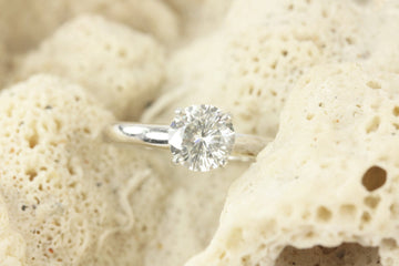 1.0 Carat Diamond Solitaire Engagement Ring Platinum & Gold
