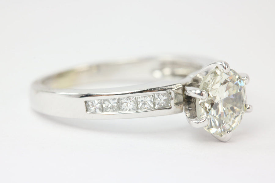 Diamond Solitaire Engagement Ring 14K