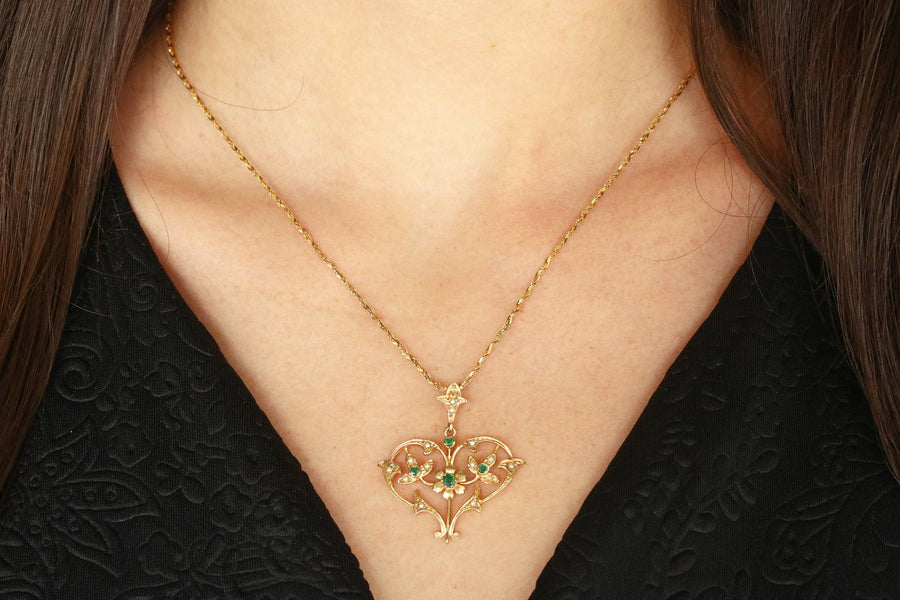Victorian Colombian Emerald & Seed Heart Shaped Pendant 14K