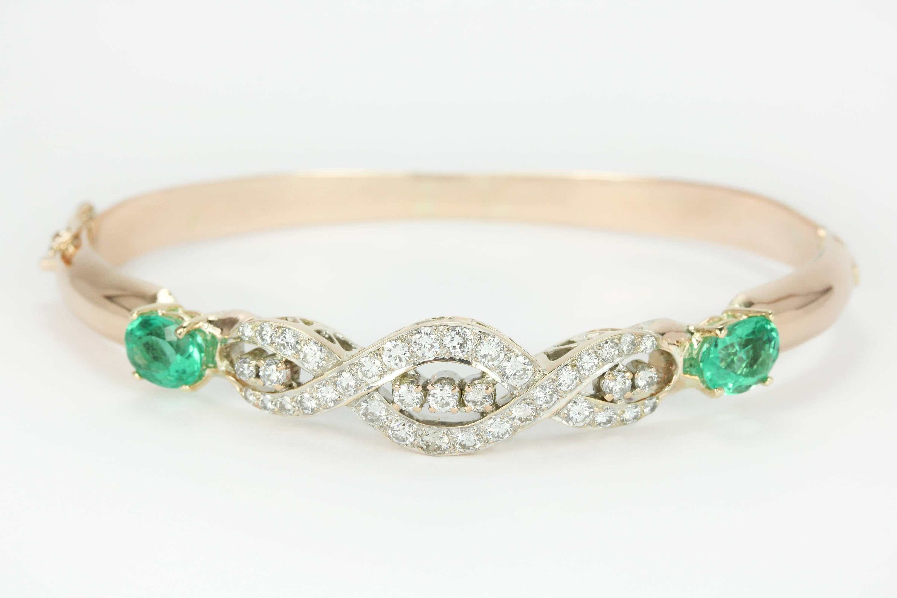 2.85tcw Round Diamond & Natural Oval Emerald Bangle Bracelet 14k