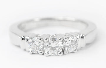 0.80tcw Three Stone Diamond Engagement/Promise Ring 14K
