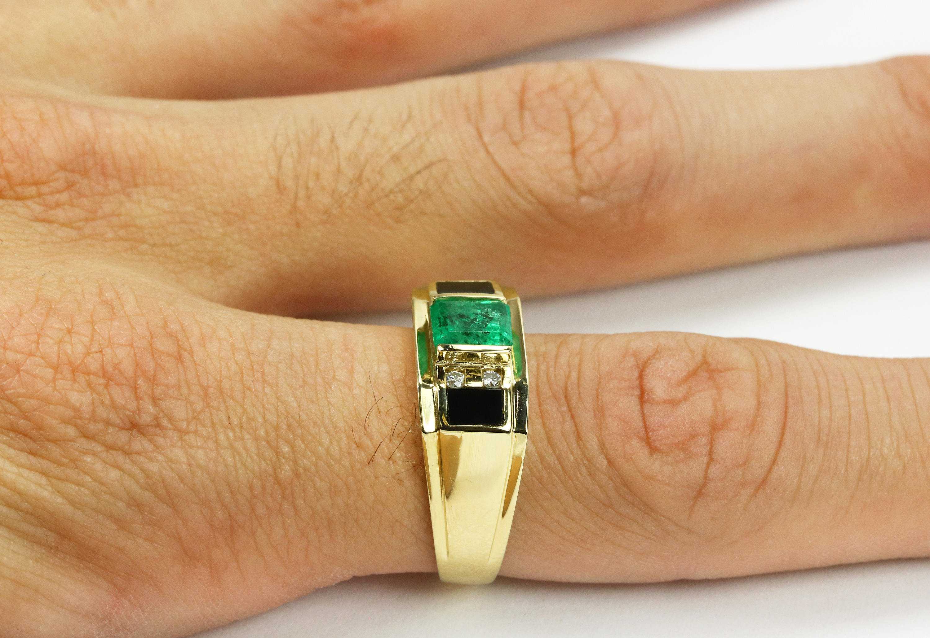 Special price –  3.07tcw Men's Natural Colombian Emerald Black Onyx & Diamond Ring Gold 14K - JR Colombian Emeralds