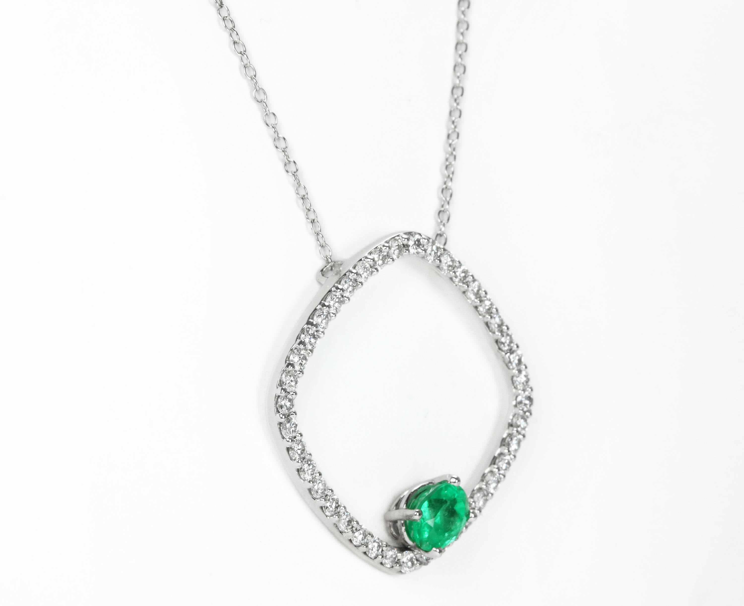  Diamond Open Halo Necklace 14K