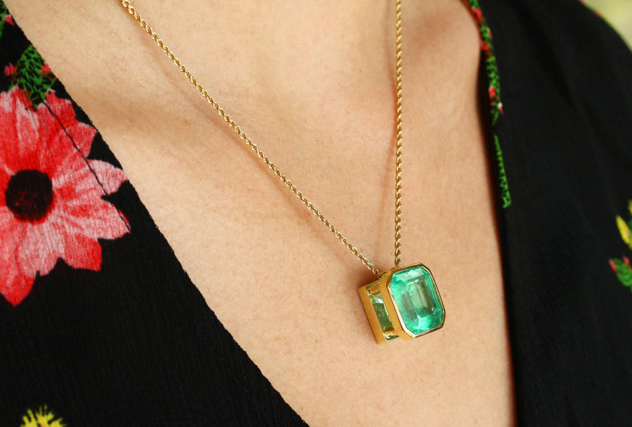 5.0 Carat Angelina Jolie Inspired Bezel Asscher Emerald Necklace 14K
