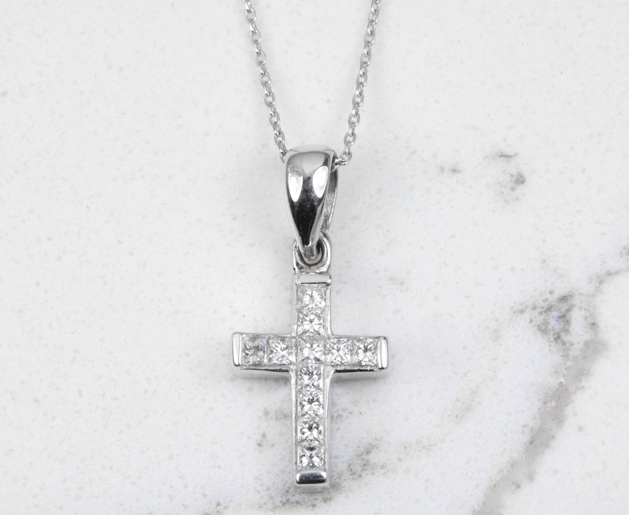 0.55tcw Princess Cut Diamond Cross Necklace 18K