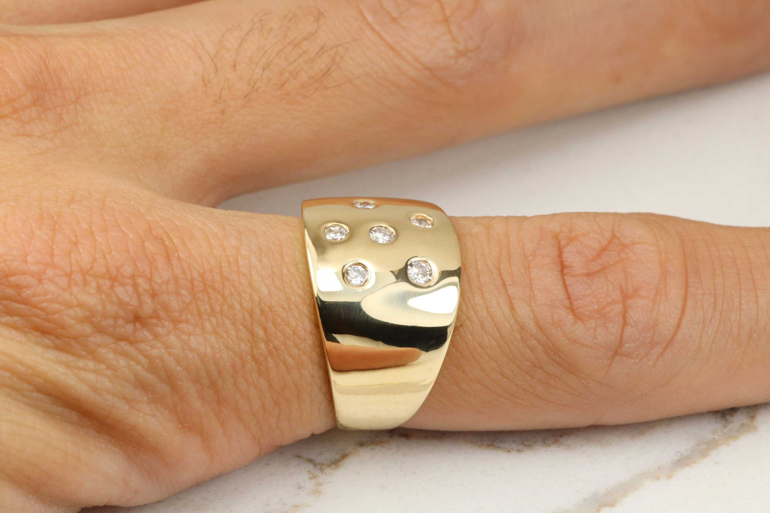 Unisex Wide 14.5MM Diamond Band Gold