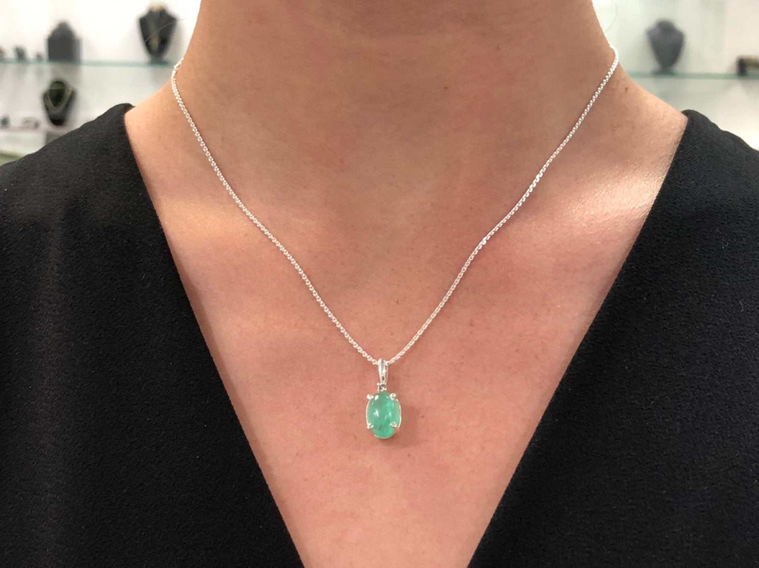 3.37 Carat Rich Green Emerald Cabochon & Diamond Necklace Silver 925