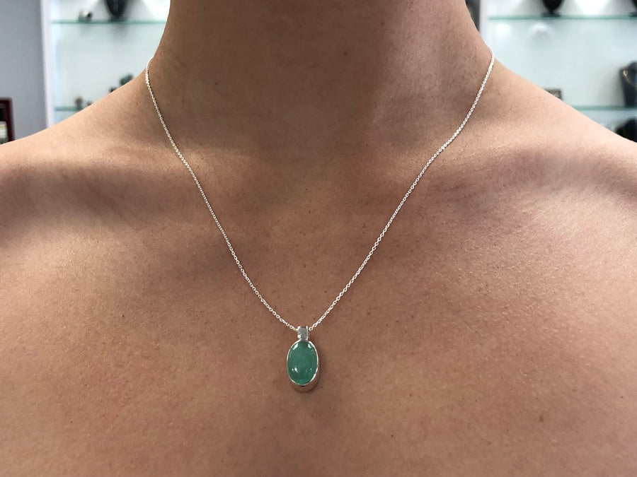 4.0cts Colombian Emerald Cabochon Solitaire Bezel