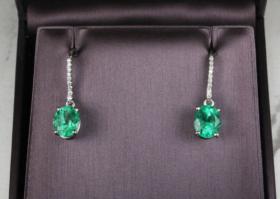 4.25tcw Fine Quality Vivid Green Colombian Emerald Oval & Diamond Dangle Earrings 18K/14K Gold