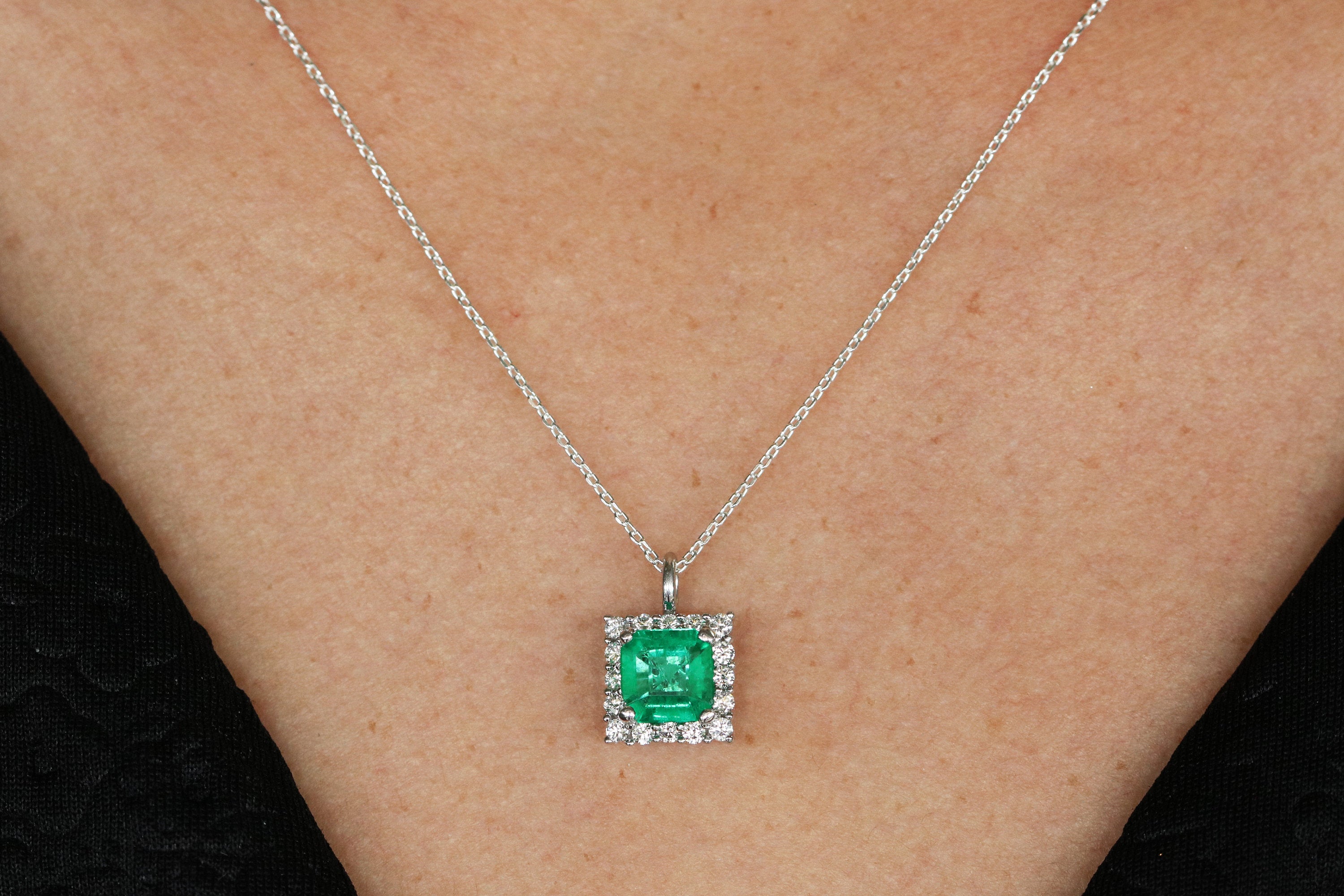 1.50tcw Emerald & Diamond Halo Necklace 14K