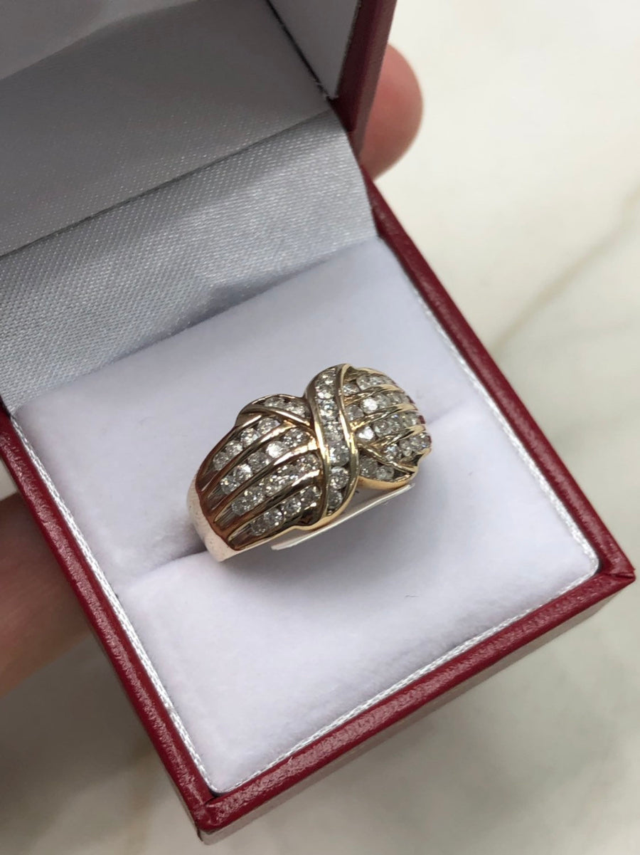 1.0tcw Diamond Cluster X Ring Yellow Gold 10K review