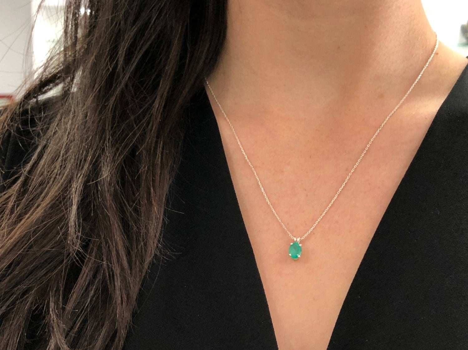 1.38 Carat Natural Colombian Emerald Oval Pendant Sterling Silver 18 girls