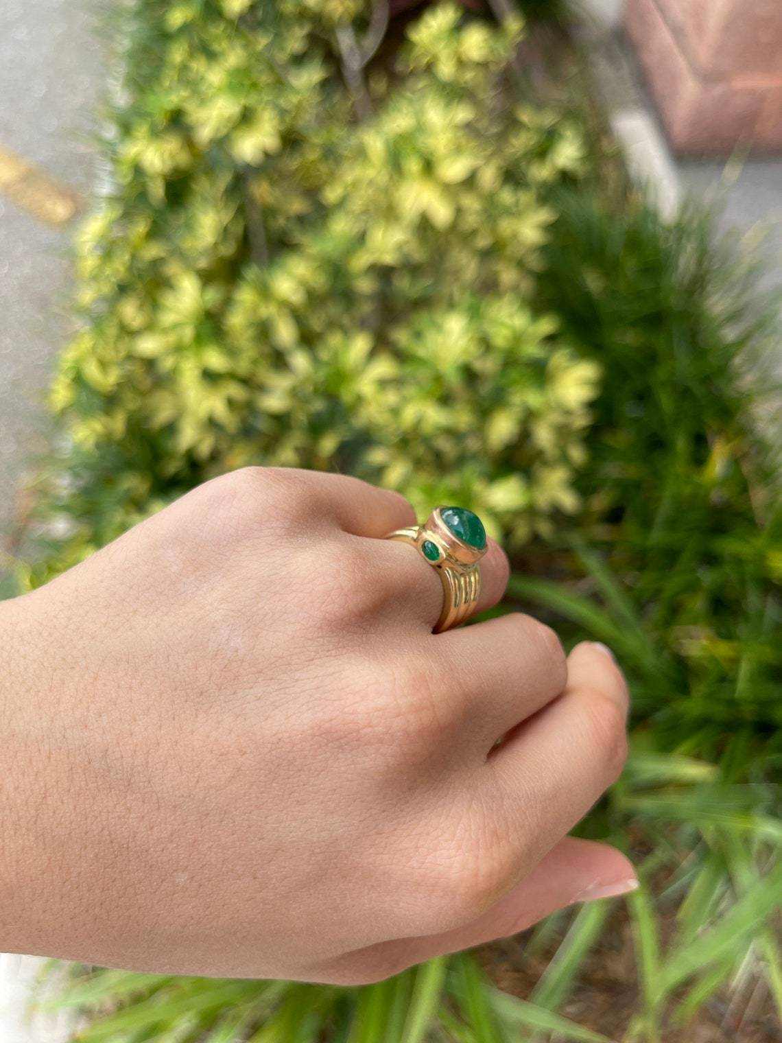 3.87tcw Natural Emerald Cabochon Three Stone Mens Ring 14K