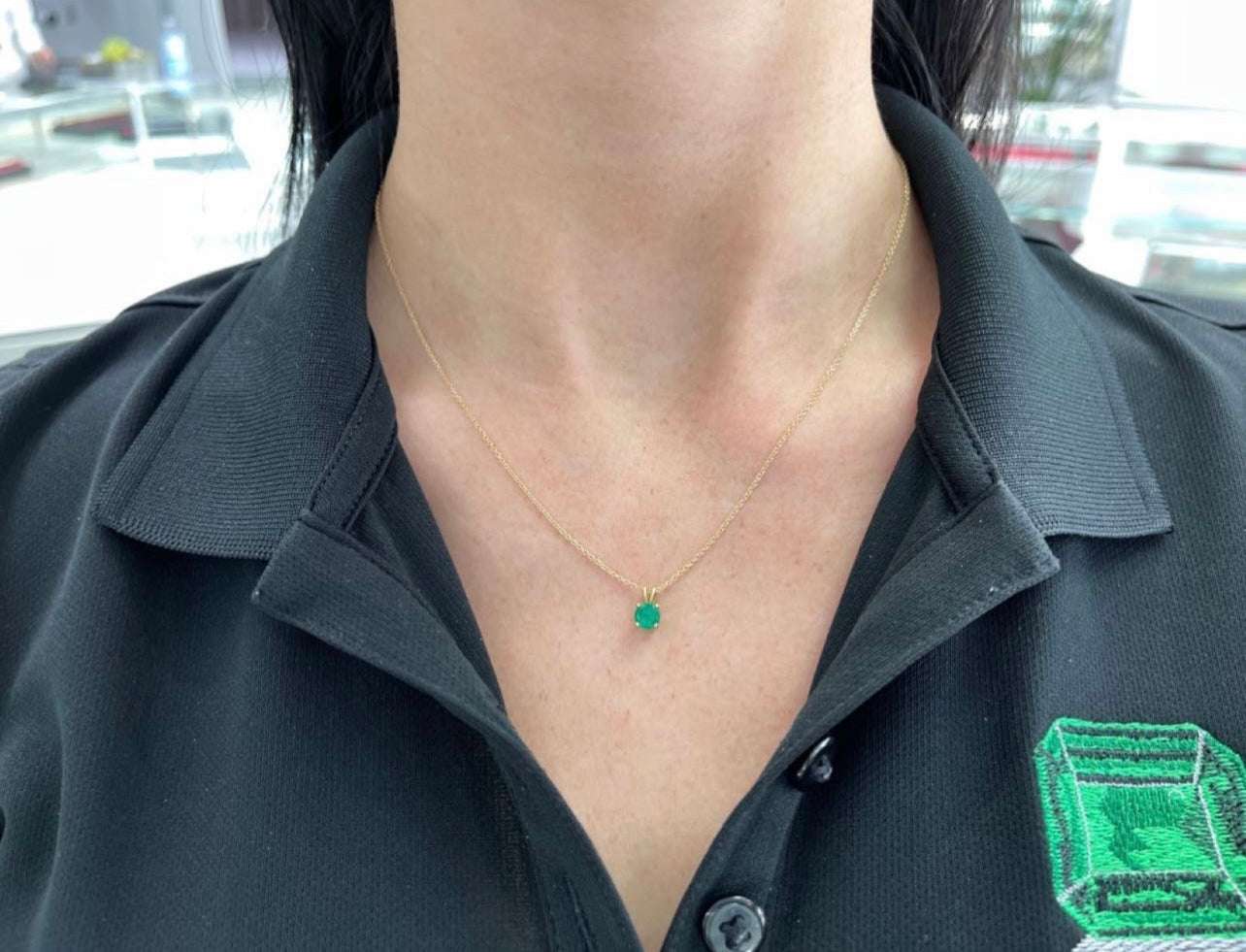 0.50 carat Round Colombian Emerald 14K Solitaire Pendant