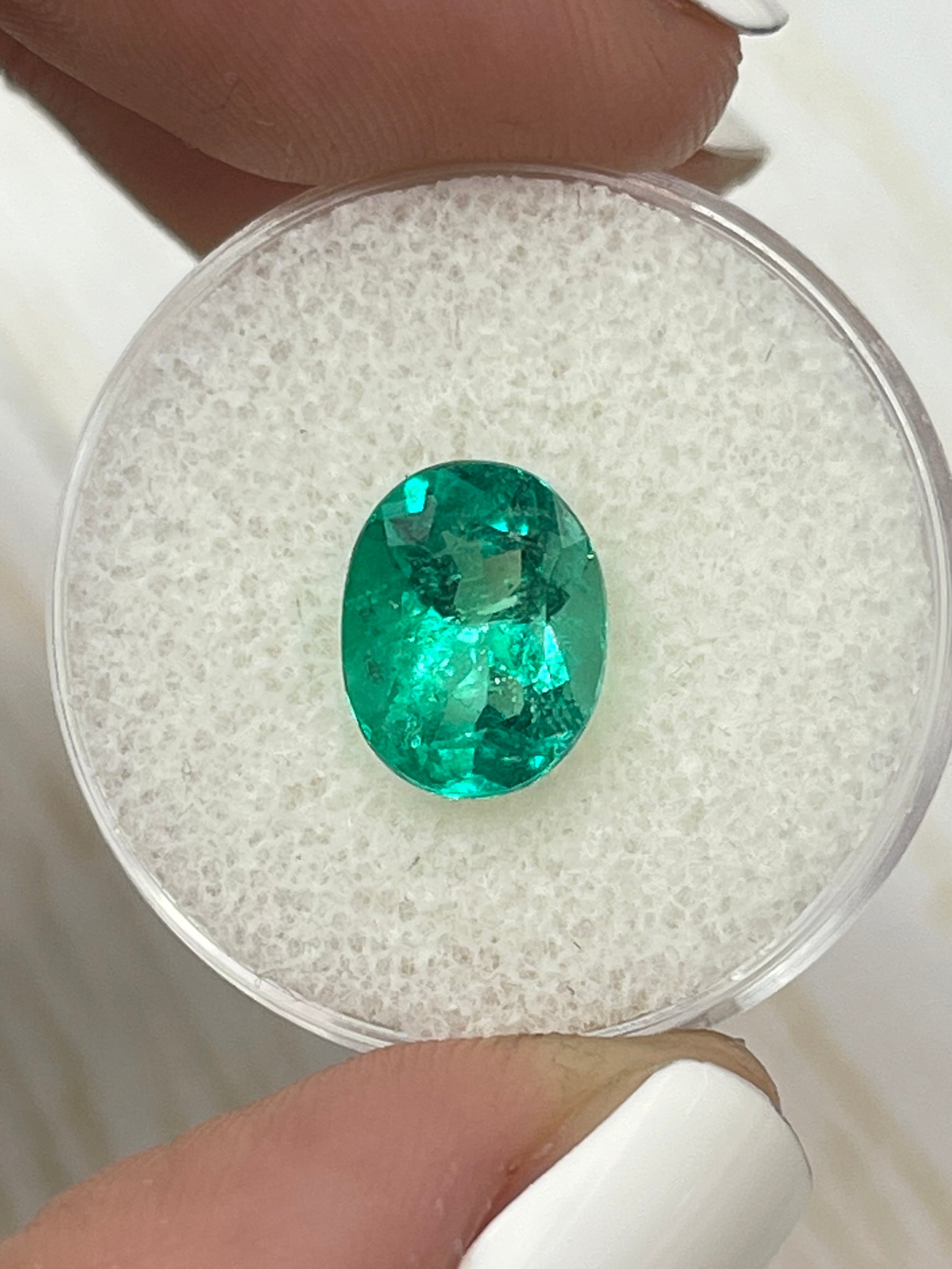Vivid bluish green 2.80 carat natural Colombian emerald loose oval cut gemstone by JR Colombian Emeralds