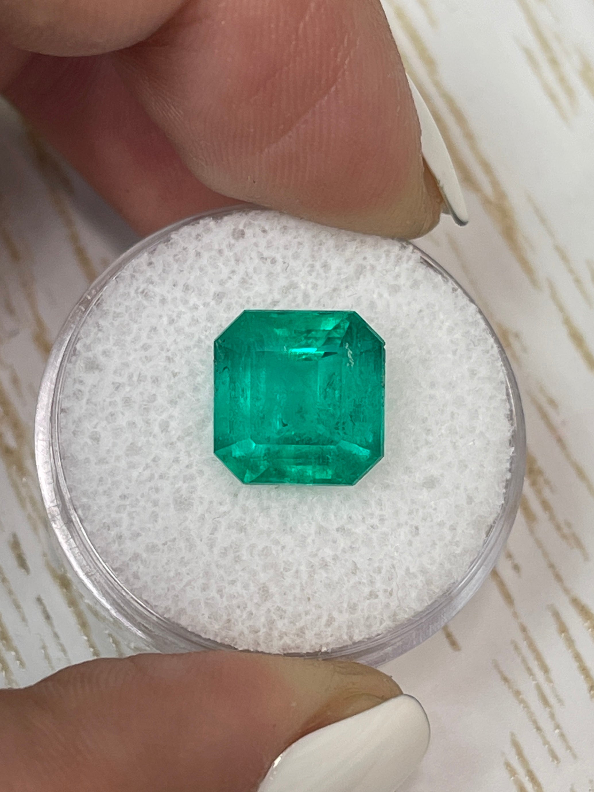 Deep bluish green 4.75 carat natural Colombian emerald loose Asscher cut with minor oil, from JR Colombian Emeralds.