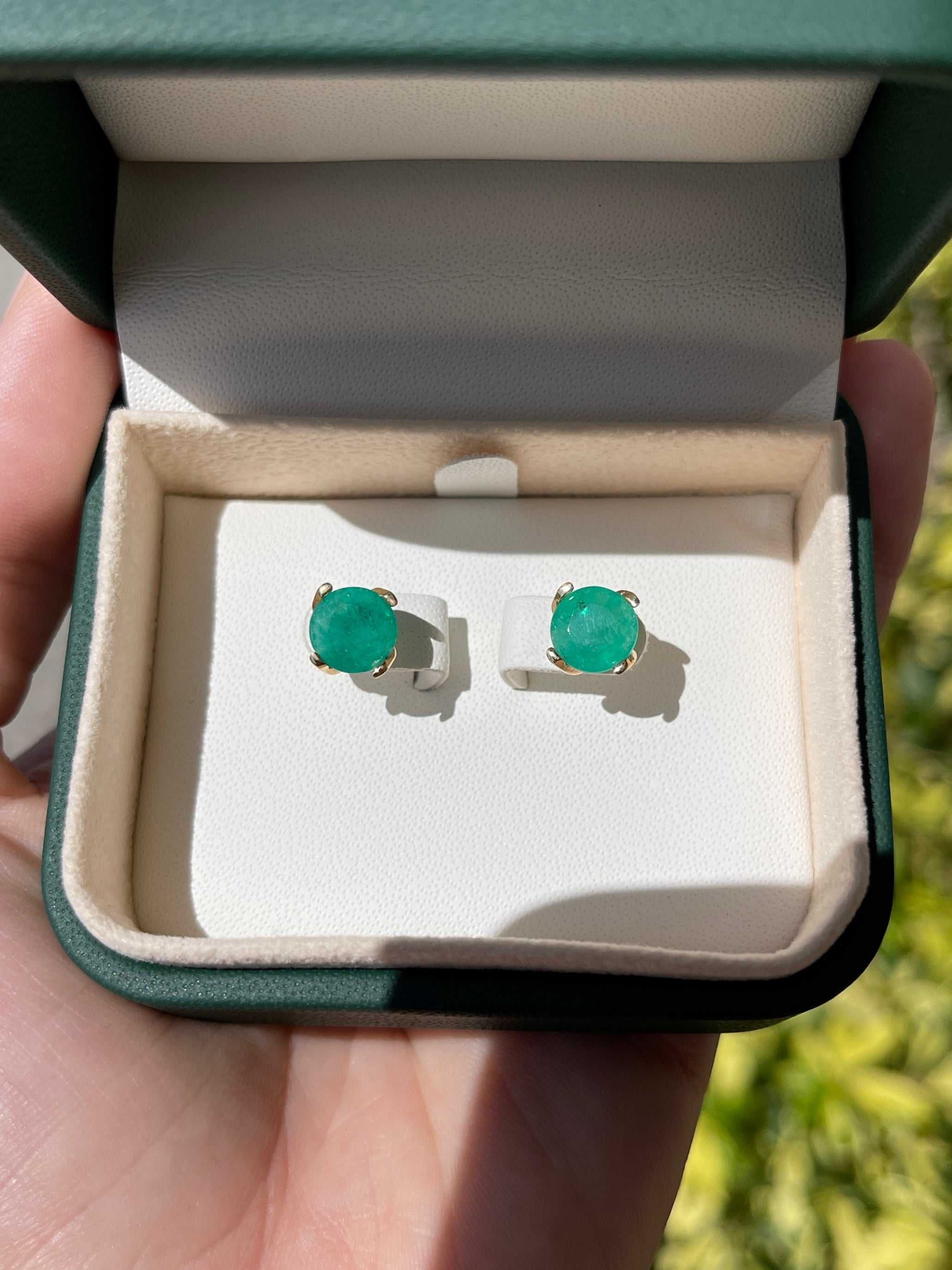 14K gold round emerald stud earrings with 3.75 carats total weight, classic basket setting, by JR Colombian Emeralds.