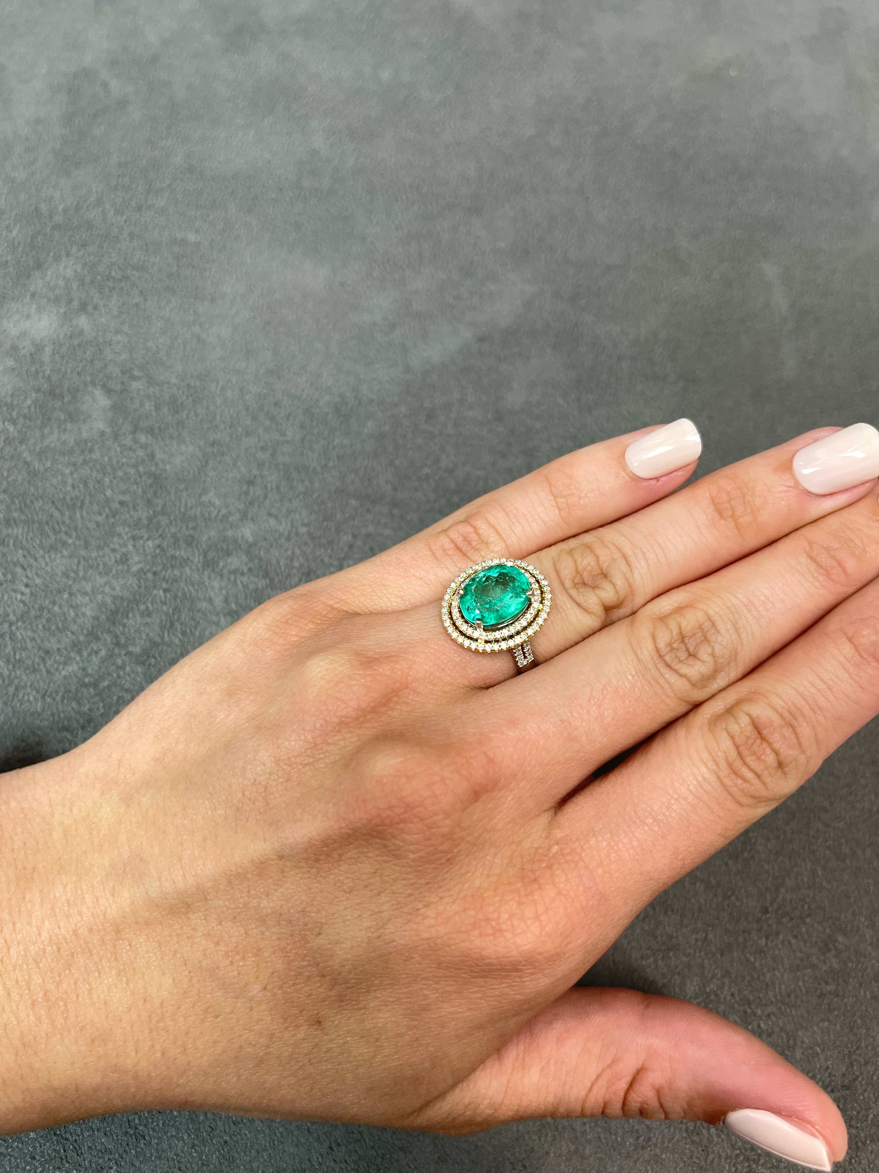 4.50tcw Stunning Natural Emerald Oval & Diamond Halo Statement Ring Gold 18K