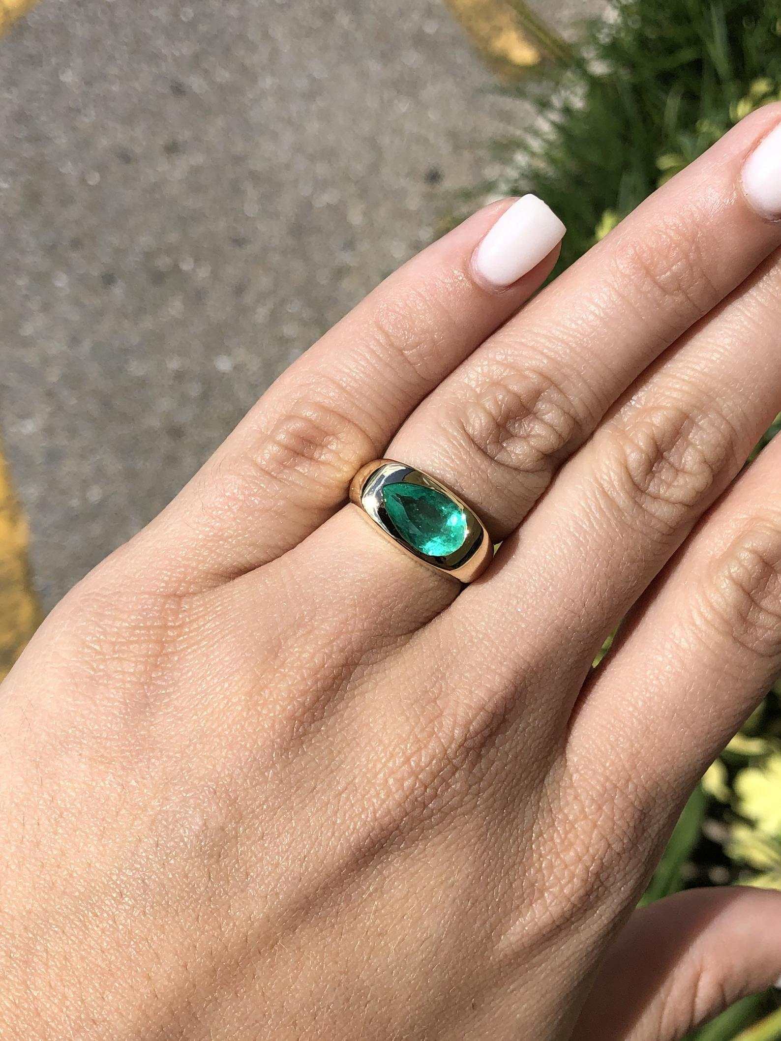 1.90 Carat Bezel Teardrop Emerald East To West Solitaire Ring 14K
