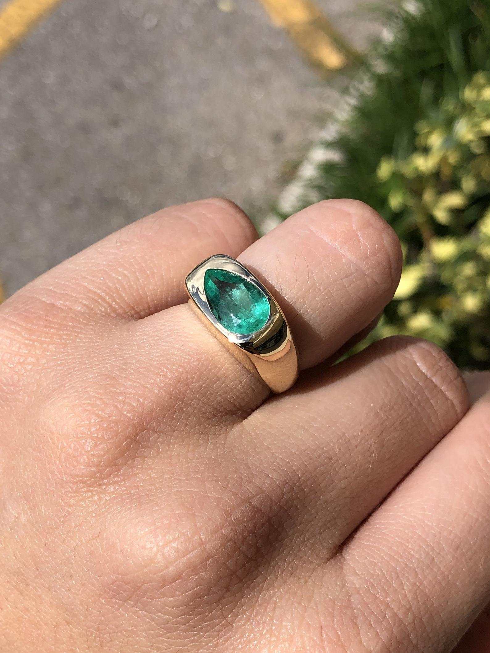 1.90 Carat Bezel Teardrop Emerald East To West Solitaire Ring 14K