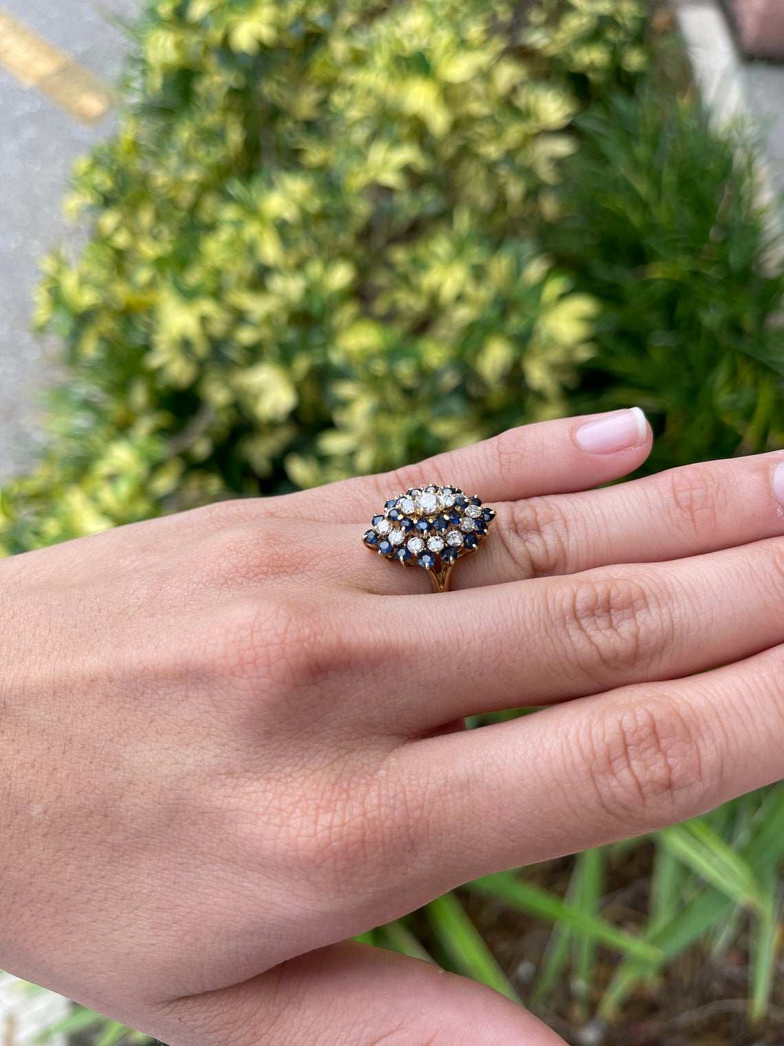 3.0tcw Blue Round Sapphire & Diamond Vintage Cluster Statement Ring