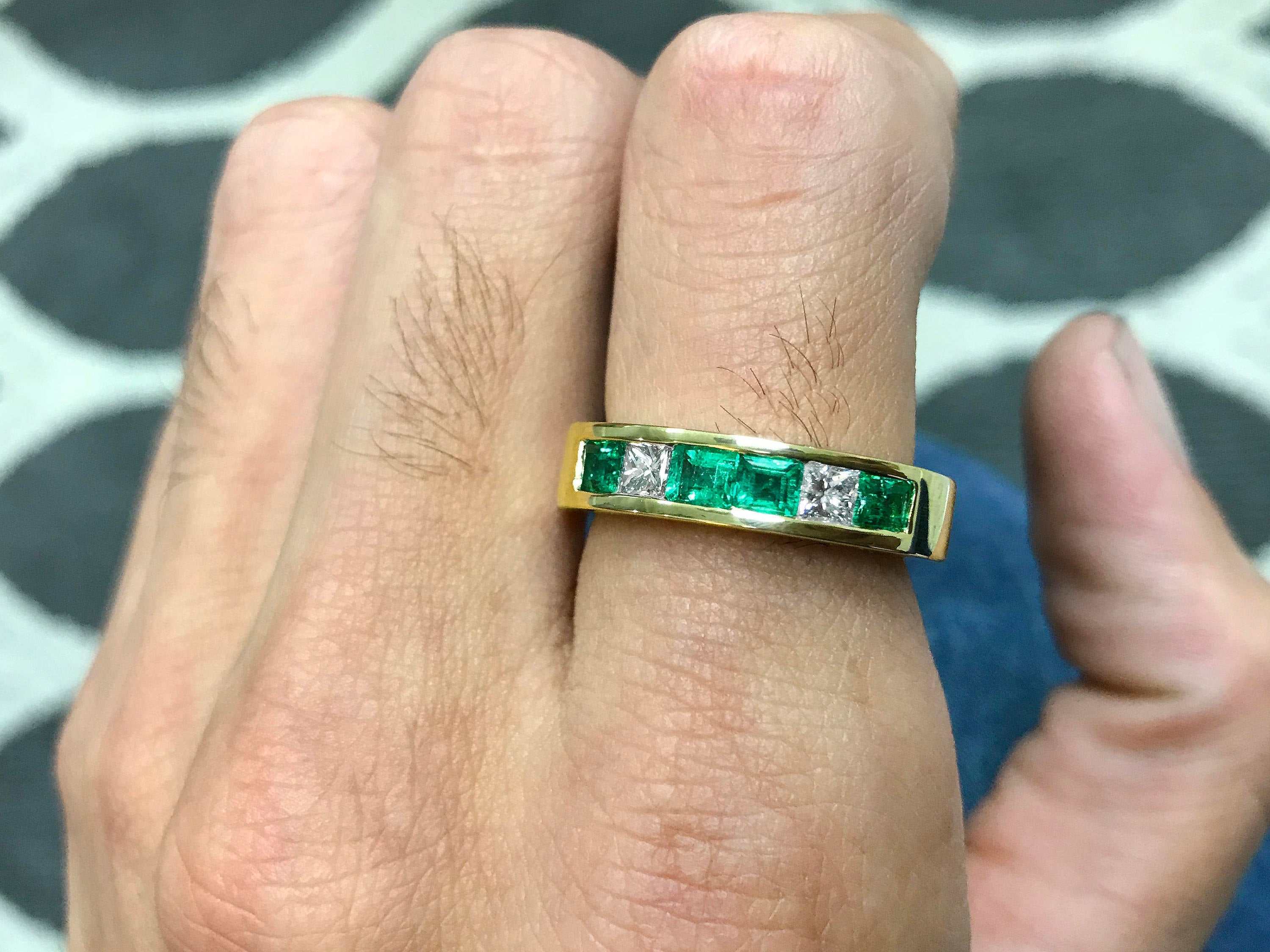 1.10tcw Natural Emerald & Diamond Men's Wedding Band 14K