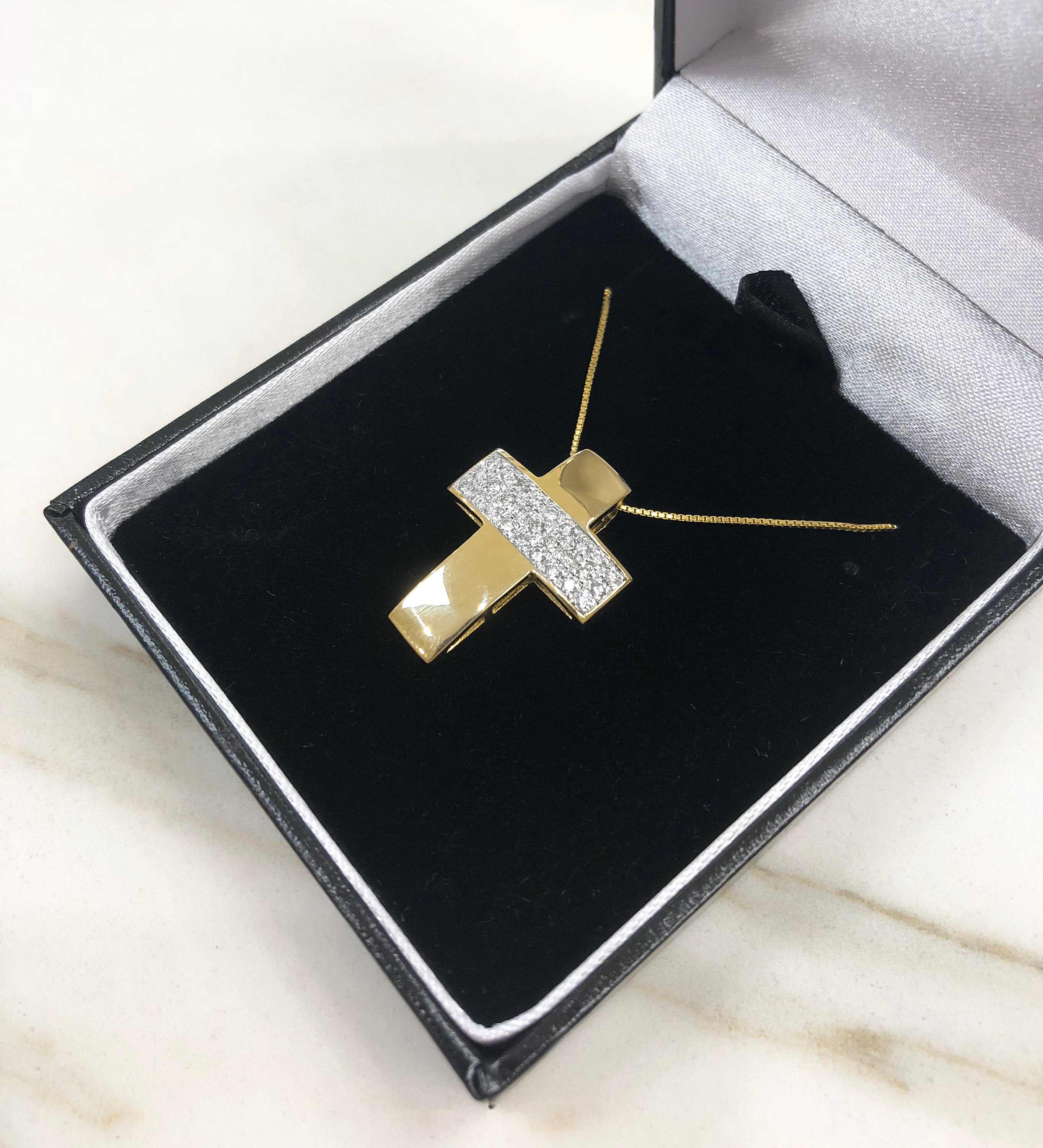 0.60cts Diamond Cross Pendant 14K