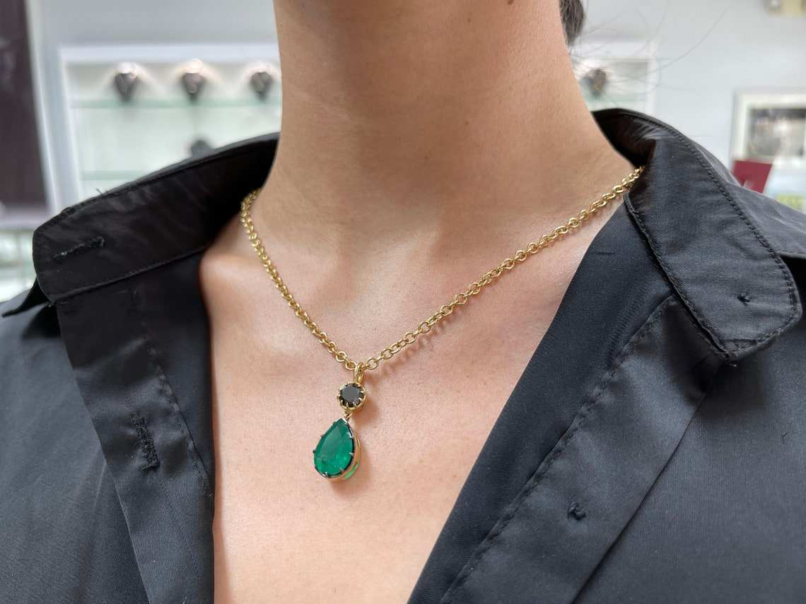 6.91ct 18K Colombian Emerald & Black Diamond Necklace