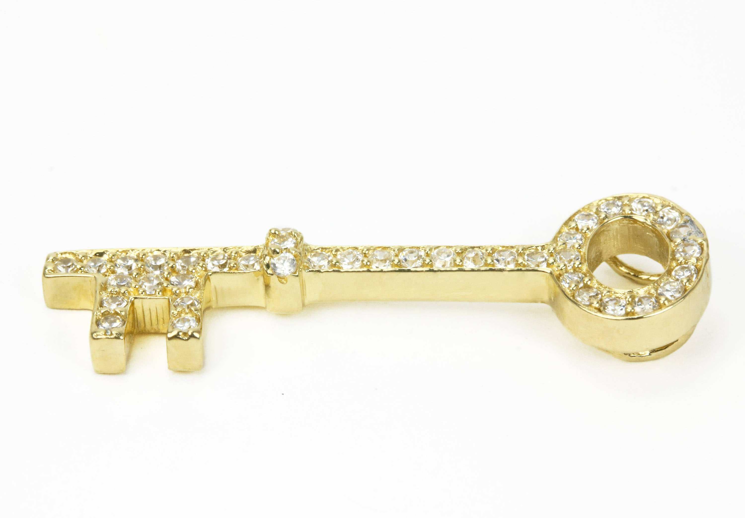 0.75tcw Round Natural Diamond Key Pendant In Yellow Gold 14K