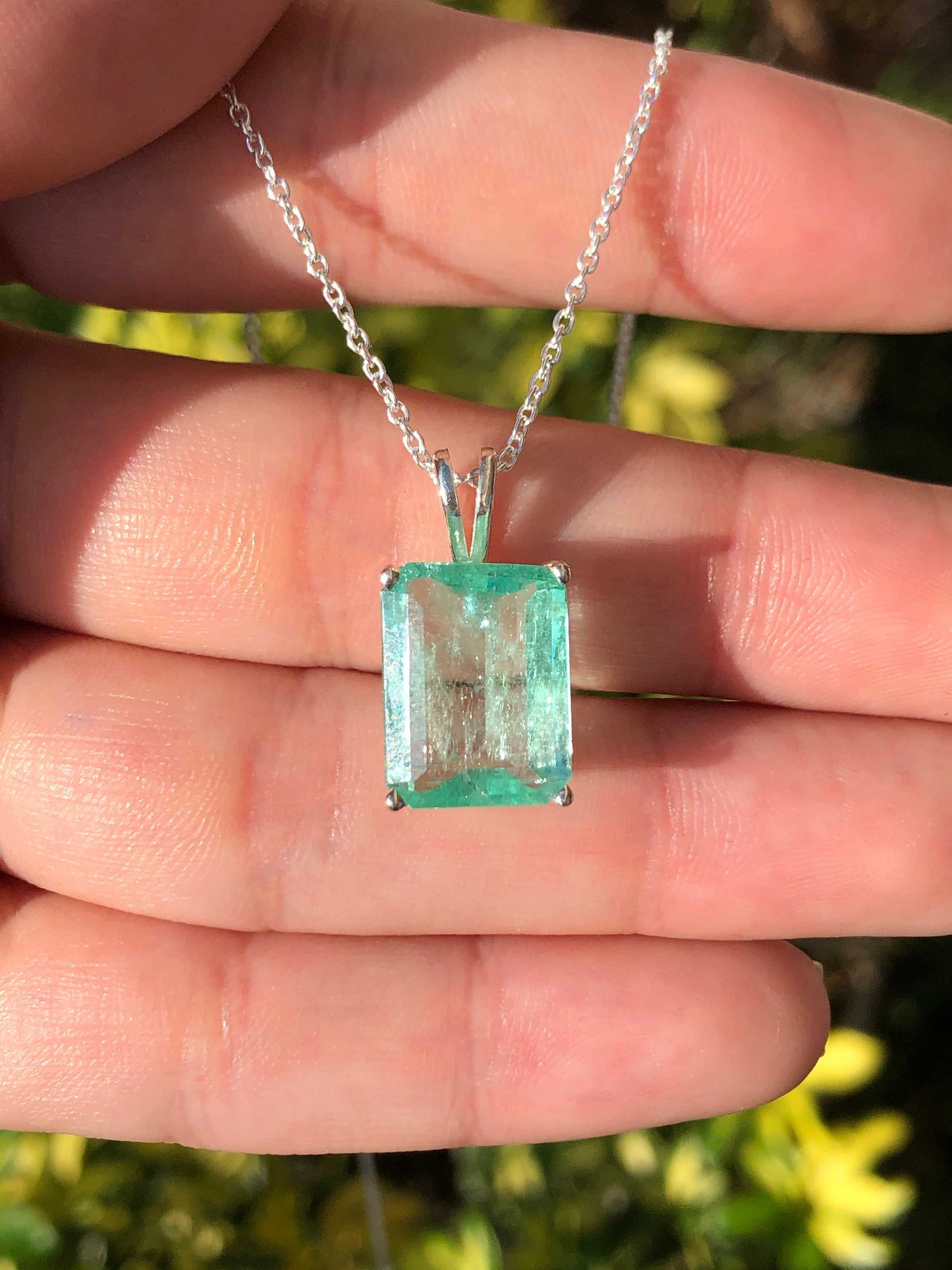 6.59 Carats Large Natural Colombian Emerald Pendant Sterling Silver 18