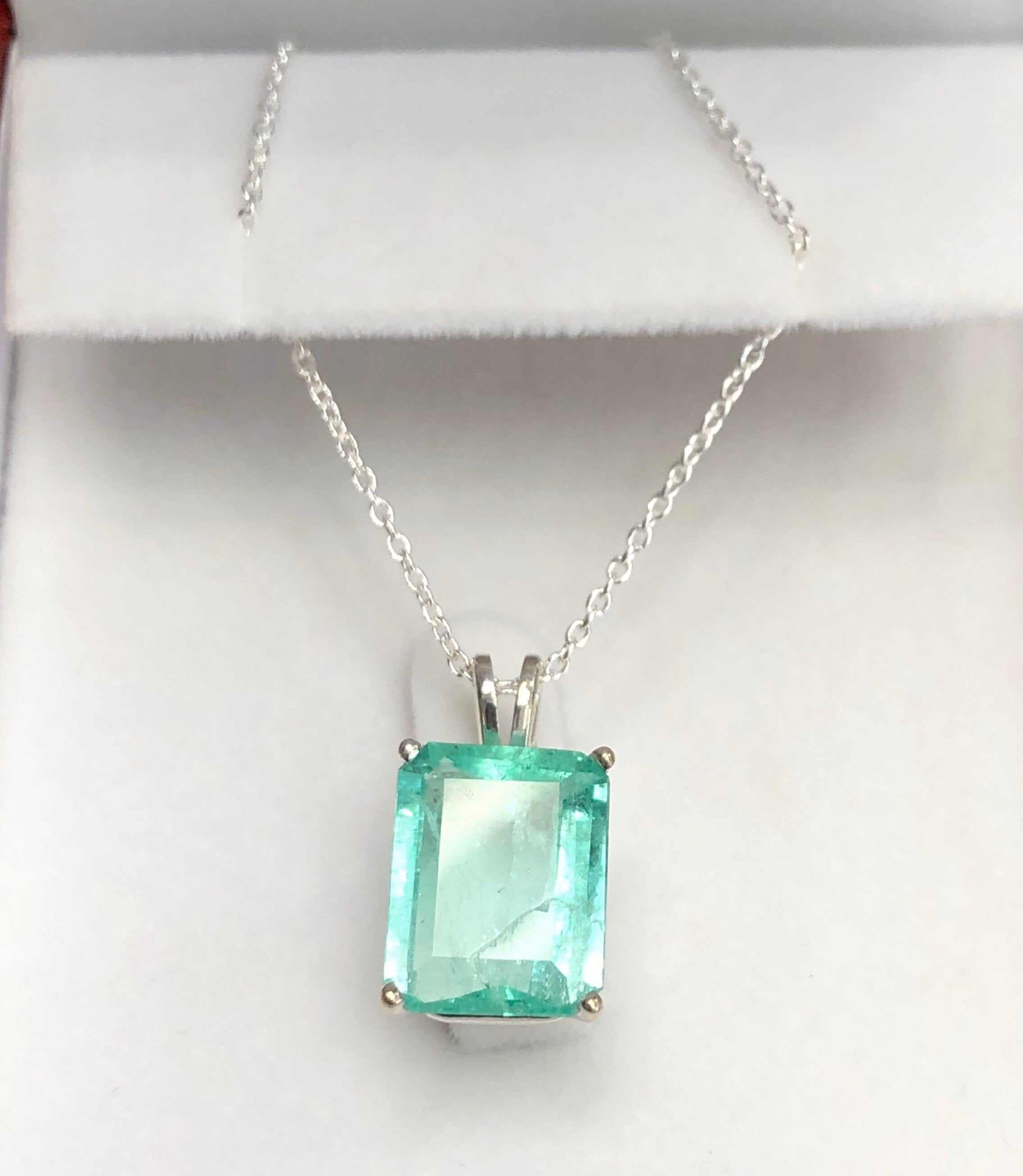 6.59 Carats Large Natural Colombian Emerald Pendant Sterling Silver 18