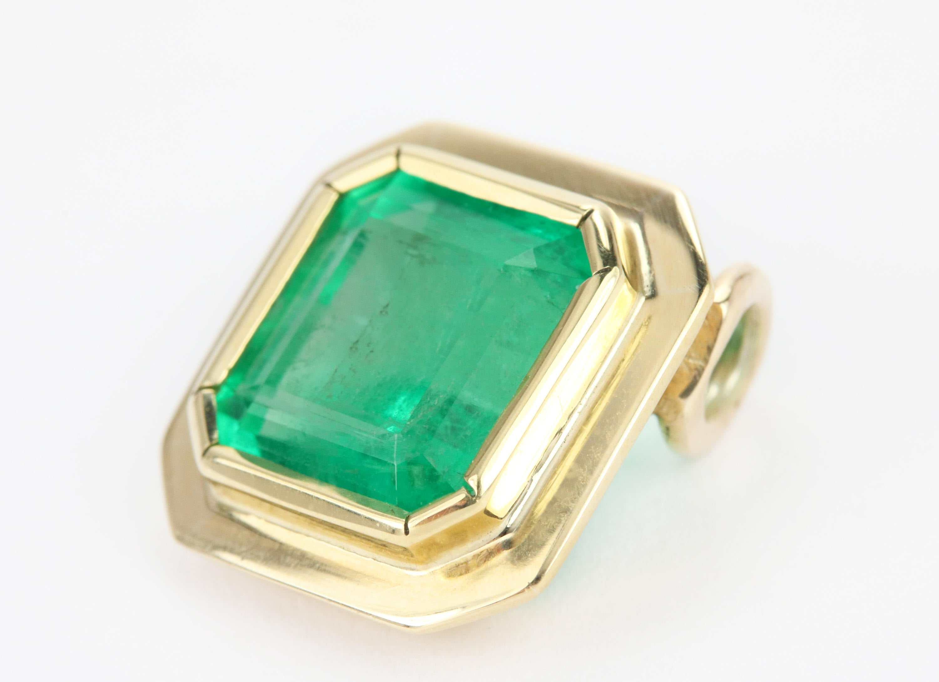 3.0 Carat Bezel Set Asscher Cut Rich Green Emerald Bezel Necklace 14K